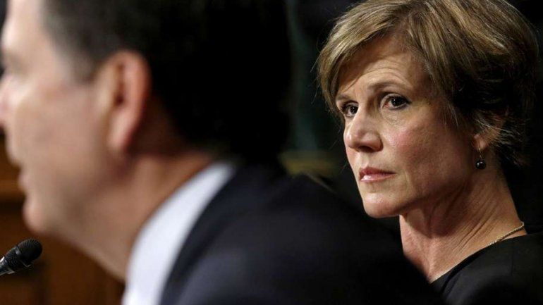 Trump echó a la fiscal general que criticó su decreto antimigratorio