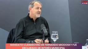 Fernando Miodosky: la novela que recorre 13 mil kilómetros entre Polonia y Neuquén | LM Neuquen Fernando Miodosky: la novela que recorre 13 mil kilómetros entre Polonia y Neuquén