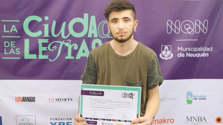 Alumno del CPEM 23 ganó concurso de cuento policial