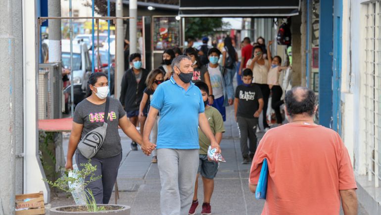 Neuquén tuvo una muerte y otros 63 casos de COVID