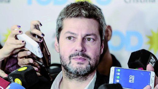 Matías Lammens contó los detalles del aval de Nación.