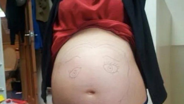 Una mujer quedó embarazada sin tener relaciones sexuales