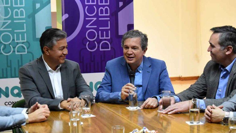 Para saber cómo trabajan concejales y diputados