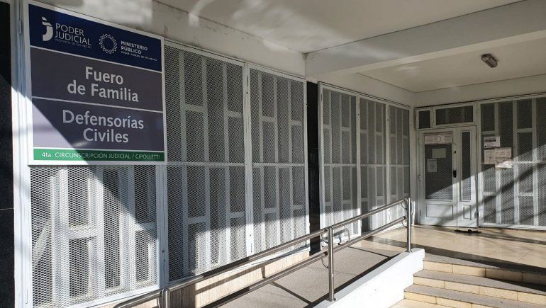 Llevarán el apellido de mamá biológica tras su adopción