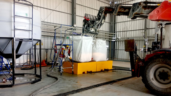 Los primeros bolsones de carbón activado con oro y plata en Calcatreu representan el inicio de la producción metalífera en Río Negro. | LM Neuquen Los primeros bolsones de carbón activado con oro y plata en Calcatreu representan el inicio de la producción metalífera en Río Negro.