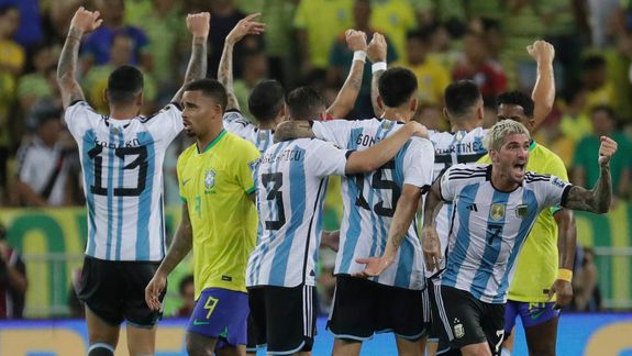 Brasil sufrió su primera derrota como local en la historia de las Eliminatorias.