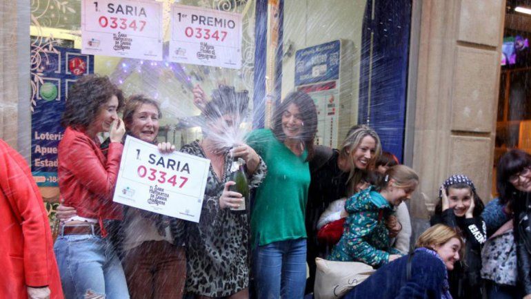 Dos argentinas ganaron 35 millones de pesos en España con el Gordo de Navidad