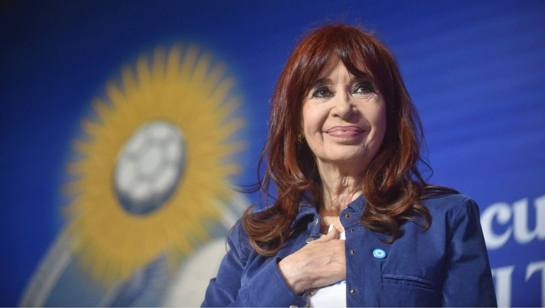 Cristina Fernández de Kirchner hizo un repaso de la historia argentina en esta fecha patria. Cristina Fernández de Kirchner hizo un repaso de la historia argentina en esta fecha patria.