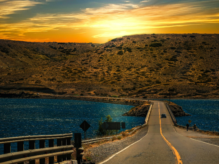 La ruta patagónica del vino no se limita a degustaciones. Las bodegas han innovado en propuestas turísticas. Foto: WofA La ruta patagónica del vino no se limita a degustaciones. Las bodegas han innovado en propuestas turísticas. Foto: WofA