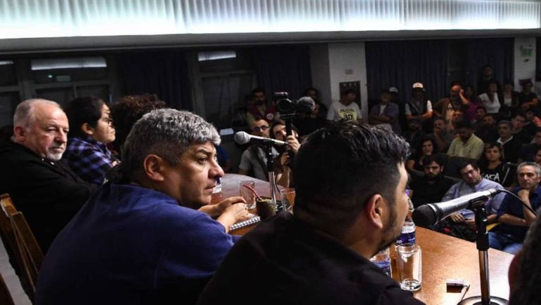 Hugo Yasky (CTA), Pablo Moyano (CGT) y Alejandro Gramajo (UTEP). Hugo Yasky (CTA), Pablo Moyano (CGT) y Alejandro Gramajo (UTEP).