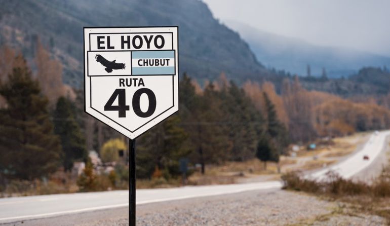 Ruta 40 a la altura de El Hoyo. (Foto ilustrativa). Ruta 40 a la altura de El Hoyo. (Foto ilustrativa).