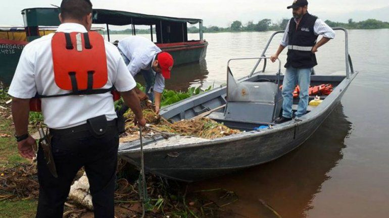 La Marina paraguaya echó a pescadores argentinos