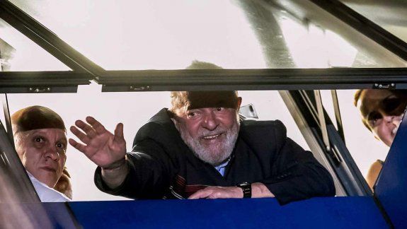 Lula dijo que quiere salir de la cárcel 100% inocente