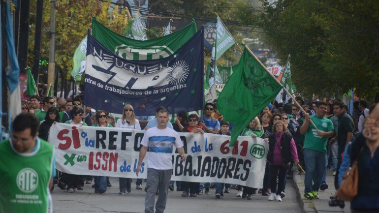 La CTA hace uno de los últimos intentos por recomponer el salario.