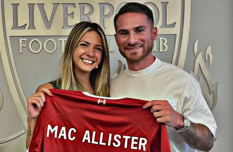 Alexis Mac Allister y su novia Alexis Mac Allister y su novia