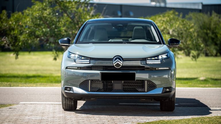 Nuevo Citroën C4 Híbrido. Nuevo Citroën C4 Híbrido.