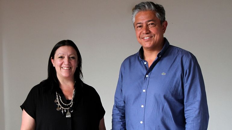 Soledad Martínez y Rolando Figueroa. El gobernador eligió a una representante del peronismo en Educación. Se reunirá en la semana con ATEN. Soledad Martínez y Rolando Figueroa. El gobernador eligió a una representante del peronismo en Educación. Se reunirá en la semana con ATEN.