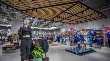 Adidas abrió su segunda tienda en Neuquén Adidas abrió su segunda tienda en Neuquén