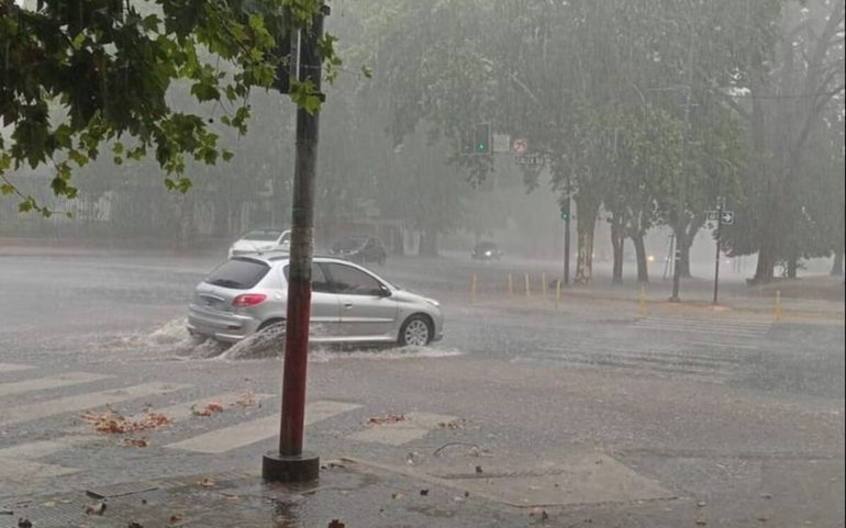 Cambio de temperatura y fuertes lluvias por la llegada de una ciclogénesis: qué zonas afectará