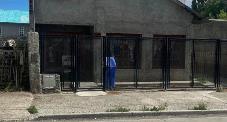 El frente del hogar de Río Gallegos que fue intervenido. El frente del hogar de Río Gallegos que fue intervenido.