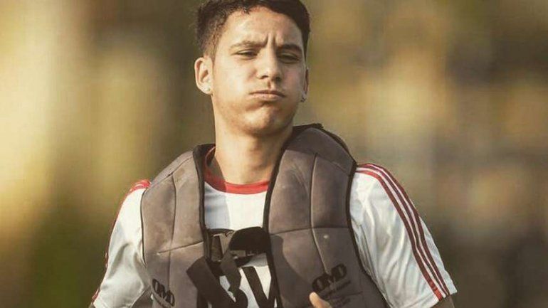 Seba sufrió un fuerte golpe en el empeine ante Vasco Da Gama.