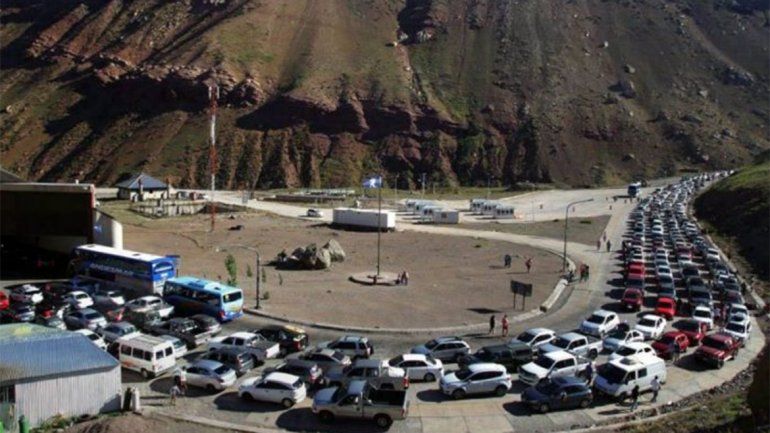 Una sanjuanina murió mientras hacía cola para cruzar a Chile