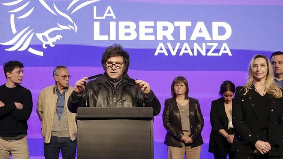 Reforma laboral: el Gobierno convoca a una mesa política para que se apruebe en el Congreso