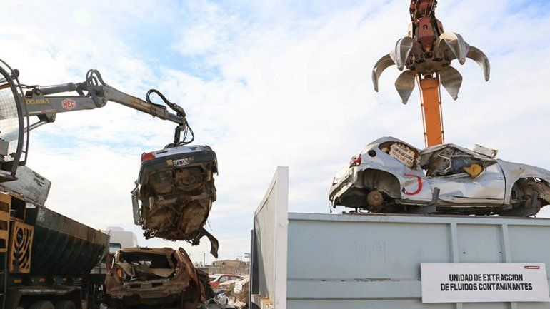 La máquina compactadora regresará a la ciudad en 45 días.