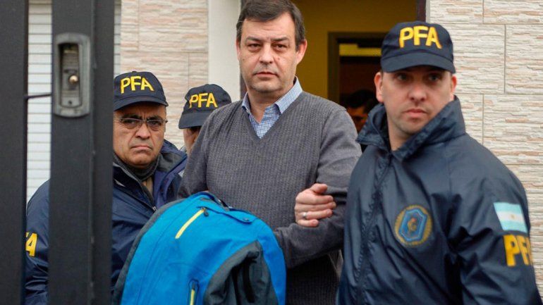 El profesional admitió que usó corrector líquido para algunas enmiendas.