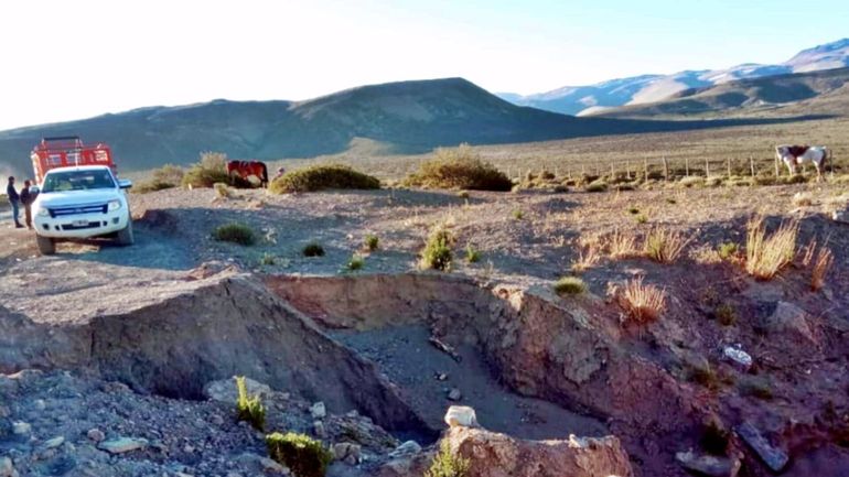 Dolor en el Norte Neuquino por la muerte de un criancero en plena faena