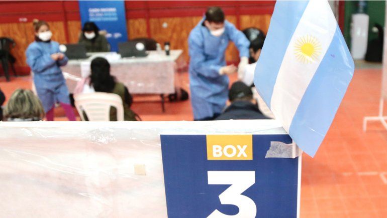 Gutiérrez confirmó que se vacunó el 36% de la población de la provincia