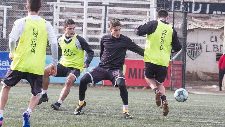 Lucas Comachi es una fija como 8.