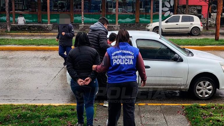 Detuvieron a una pareja que habría participado de un homicidio en Centenario