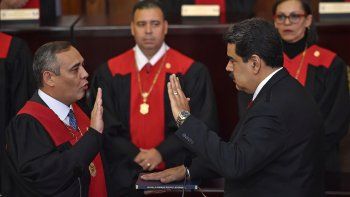 en un clima tenso, maduro asumio su segundo mandato
