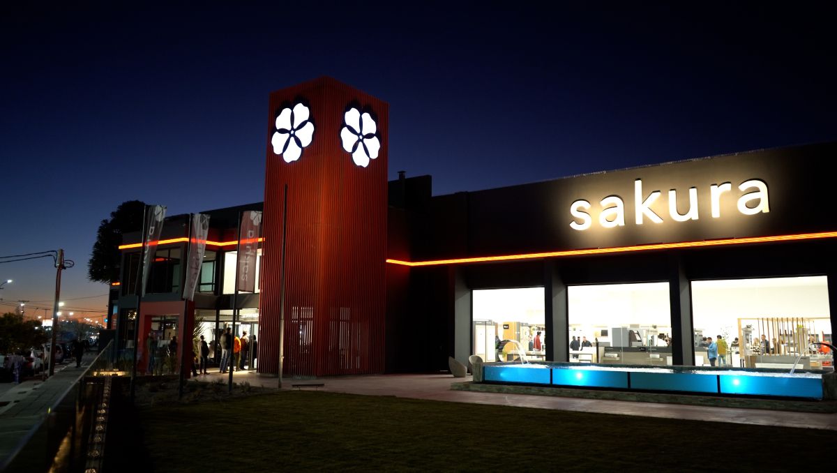 Sakura inauguró su nueva sucursal en General Roca.