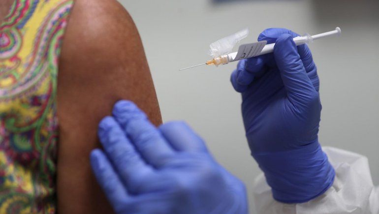 España comenzará a vacunar contra el COVID-19 en enero