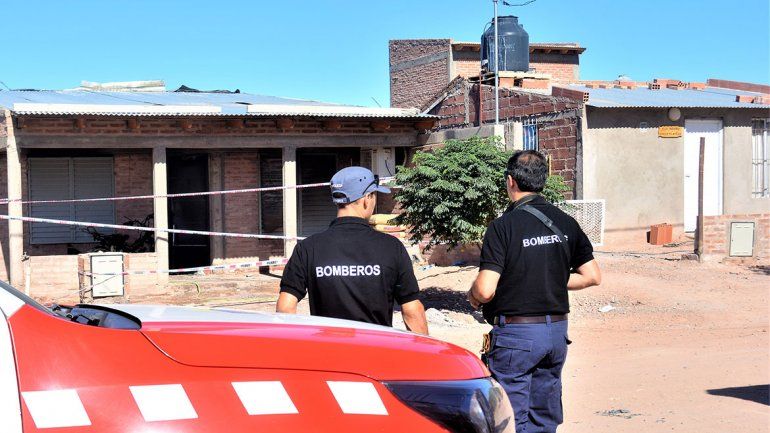 Seis personas salvaron sus vidas de milagro tras el incendio de una vivienda