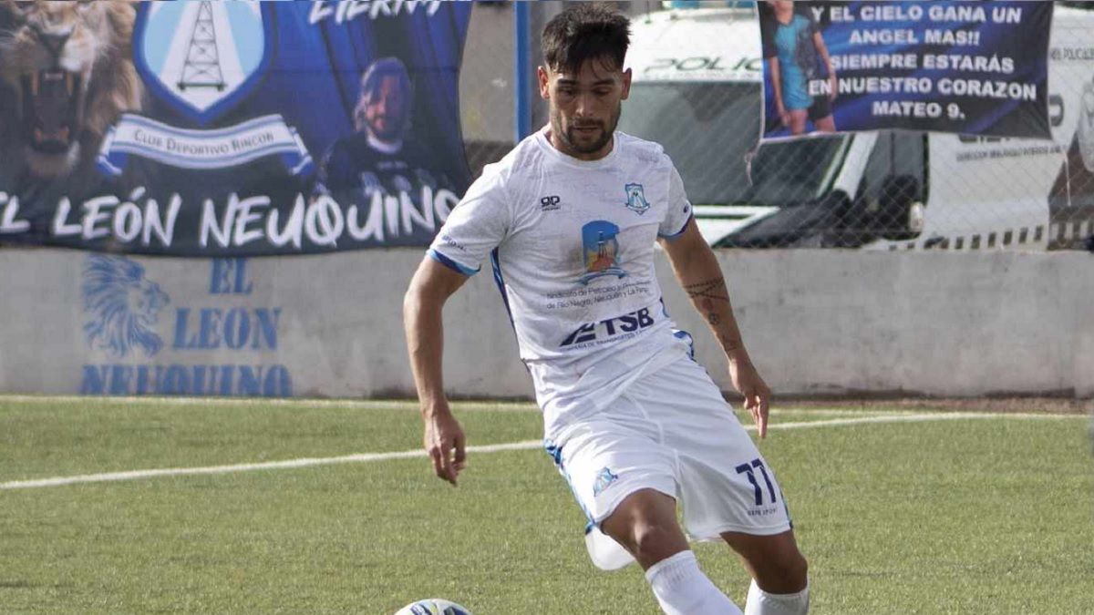 Gastón Portiño, uno de los que se va ganando su lugar en Deportivo Rincón thumbnail