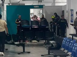 Minutos antes de su muerte, la mujer había cuestionado las frecuentes demoras en la entrega de medicamentos. Minutos antes de su muerte, la mujer había cuestionado las frecuentes demoras en la entrega de medicamentos.