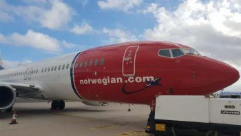 anunciaron la llegada del avion que unira neuquen con aeroparque anunciaron la llegada del avion que unira neuquen con aeroparque