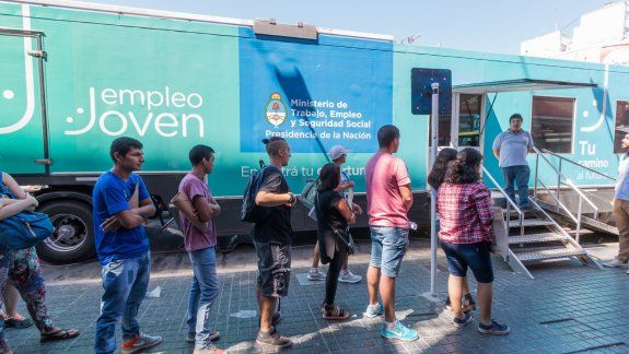 Bono por desempleo y Empleo Joven: como inscribirse y recibir hasta $10.000