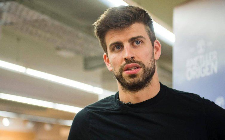 Piqué&nbsp;quese recupera de una lesión en su rodilla agradeció