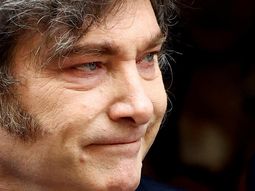 El respaldo implícito de l presidente Milei a un activo especulativo generó una burbuja artificial que luego terminó perjudicando a miles de inversores. El respaldo implícito de l presidente Milei a un activo especulativo generó una burbuja artificial que luego terminó perjudicando a miles de inversores.