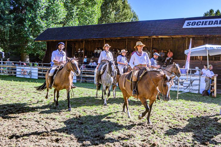 Fueron cinco jornadas a pleno con toda la familia y la gente de campo. Foto: gentileza SRN. Fueron cinco jornadas a pleno con toda la familia y la gente de campo. Foto: gentileza SRN.