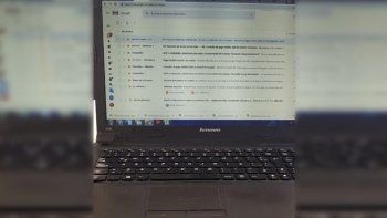 le robaron la notebook y ofrece recompensa para quien la devuelva le robaron la notebook y ofrece recompensa para quien la devuelva