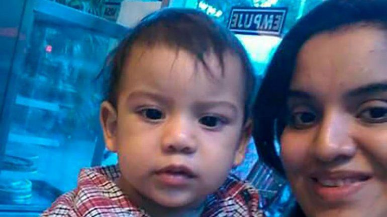 Lo condenaron a perpetua por asesinar a su pareja y a su hijo. Estaba por ser trasladado a una cárcel de máxima seguridad.