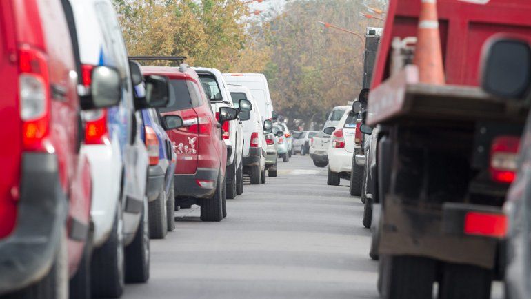 Los embotallamientos son habituales en la zona de los puentes y en la ex Ruta 22. Los embotallamientos son habituales en la zona de los puentes y en la ex Ruta 22.