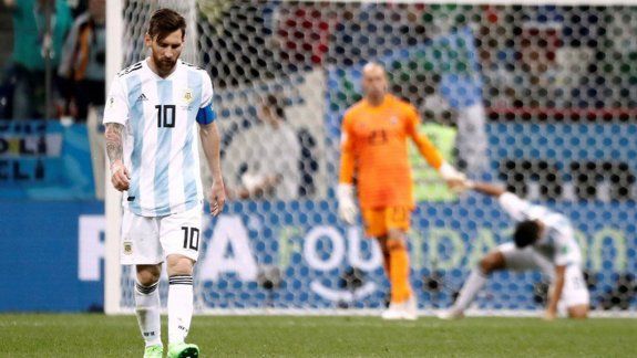 Messi aún no rompió el silencio. ¿Seguirá o se marchará?