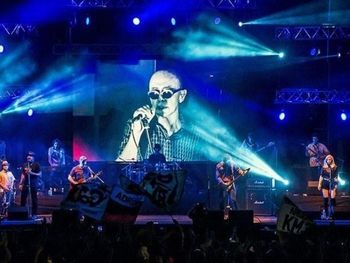 Los Fundamentalistas del Aire Acondicionado y el Indio Solari anunciaron show en Comodoro Rivadavia. Los Fundamentalistas del Aire Acondicionado y el Indio Solari anunciaron show en Comodoro Rivadavia.