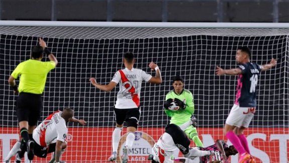 ¿Qué pasa con los equipos argentinos en la Libertadores?